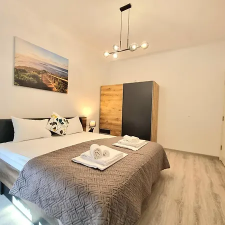 Friendly Family Luxury Lejlighed
